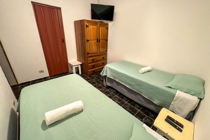 Room 7 of 83