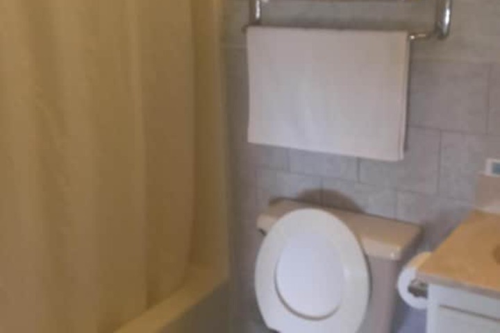 Room 15 of 22