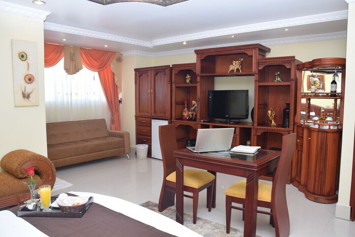 Room 12 of 40