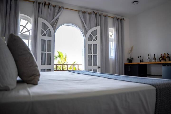 Room 3 of 17