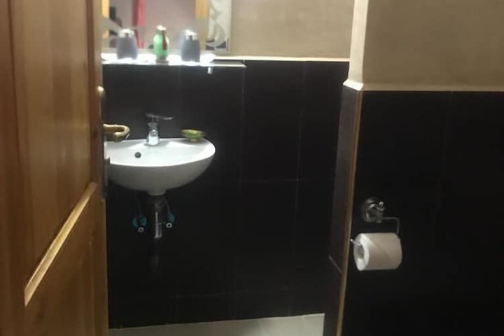 Room 15 of 68