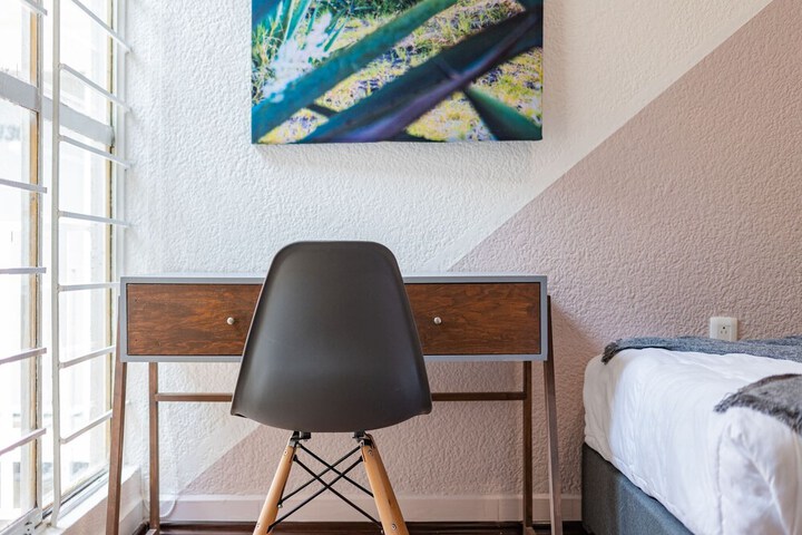 Room 10 of 72
