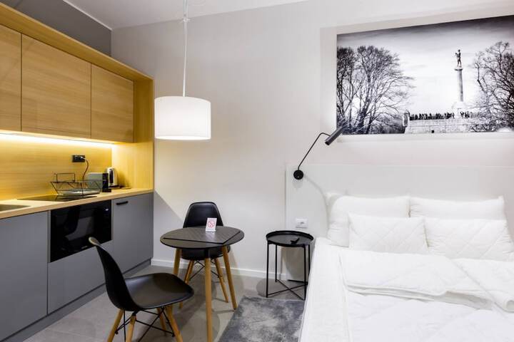 Room 8 of 45
