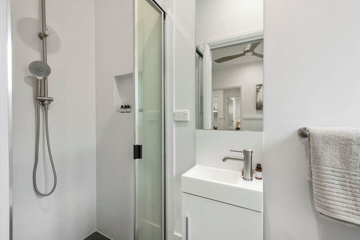 Room 156 of 176