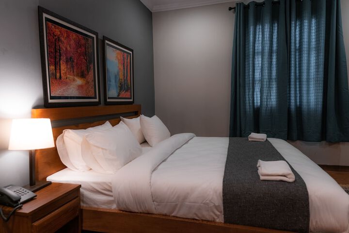 Room 15 of 38