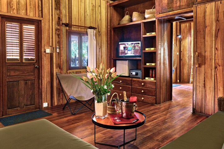 Hotel Interior 77 of 135