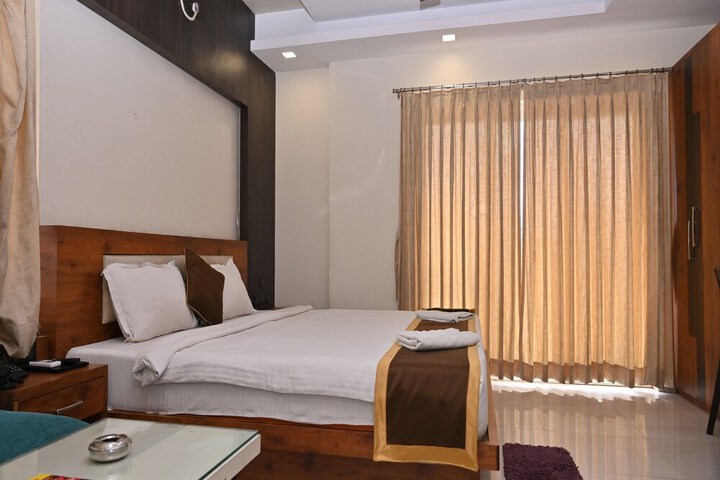 Room 20 of 114