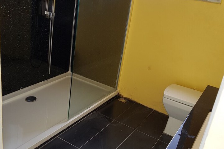 Room 10 of 20
