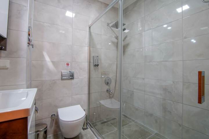 Room 15 of 57