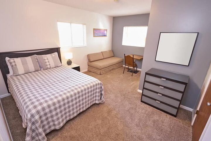 Room 8 of 31