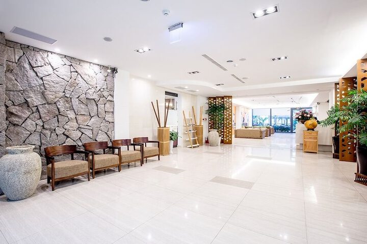 Hotel Interior 6 of 114