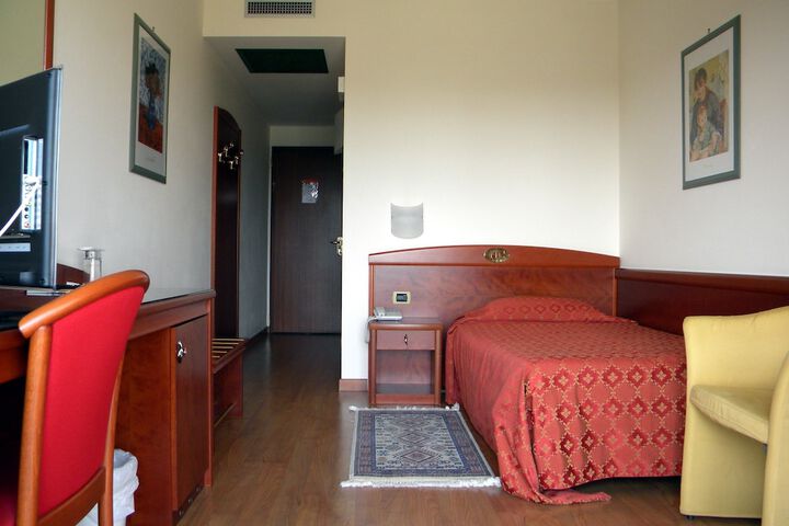 Room 9 of 58