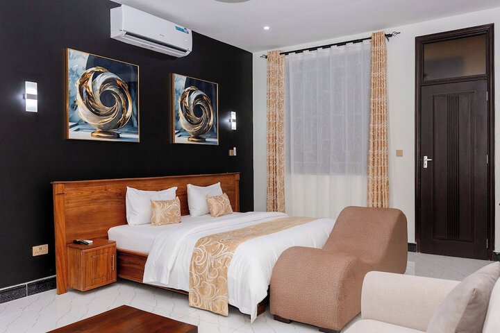 DEEL Comfort Inn