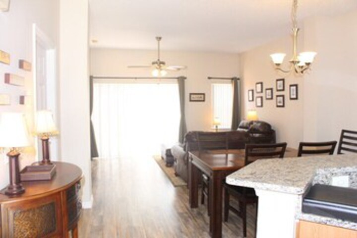 Room 42 of 118
