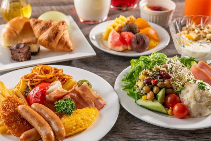 Dining Photos