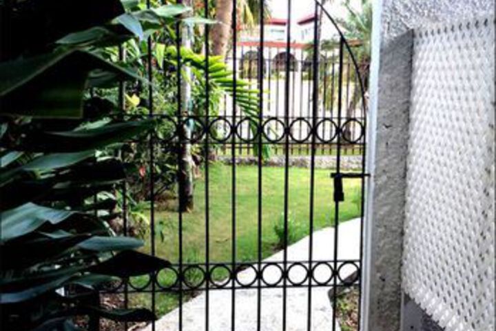 Property Grounds 13 of 18