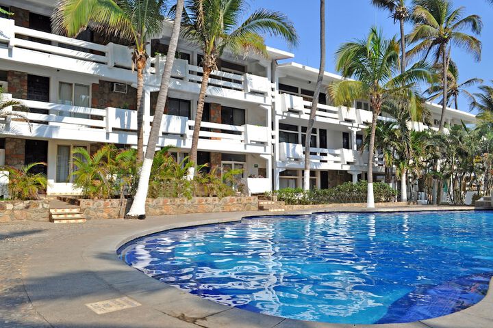 Pools & Facilities