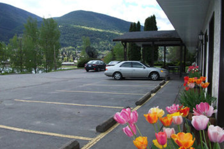Property Grounds 15 of 20