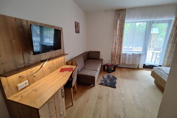 Room 13 of 41