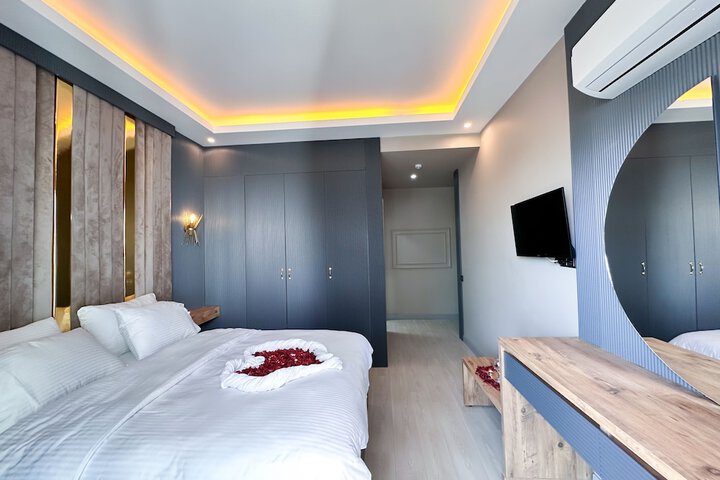 Room 22 of 42