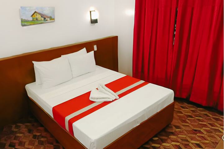 Room 20 of 48