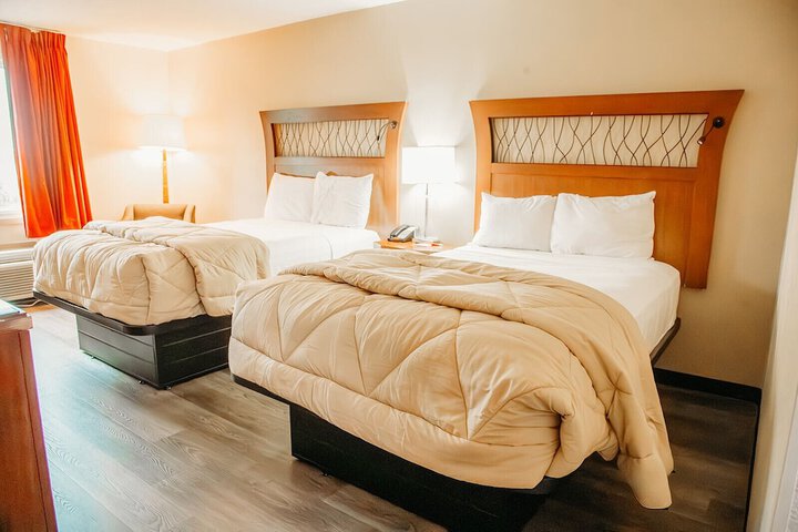 2 Double Beds (7 of 12)