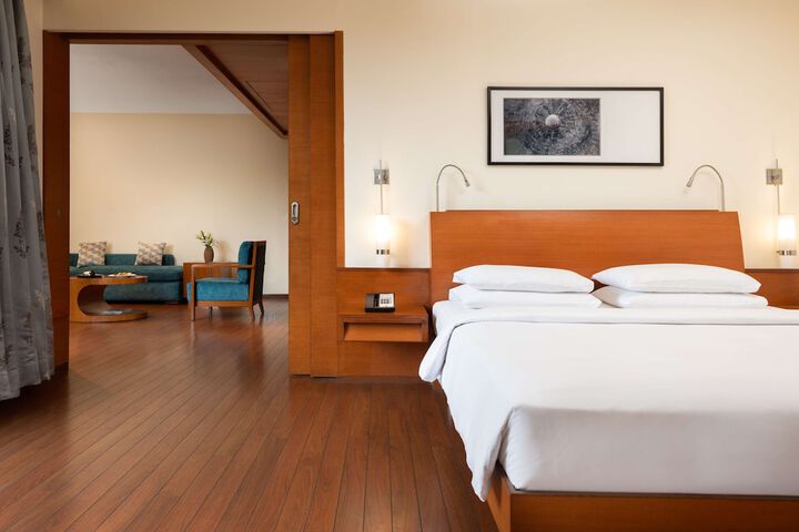 Room 28 of 127