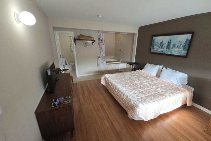 Standard Double Room 2 Double Beds Park View (10 of 21)