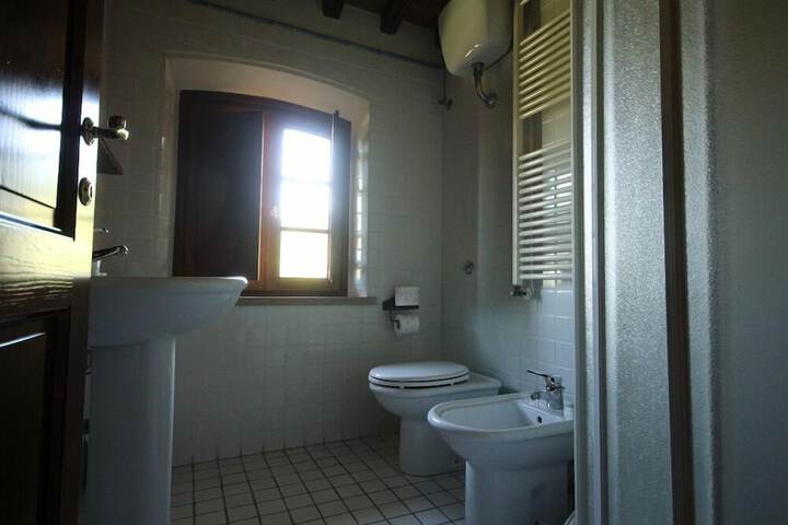 Room 98 of 132