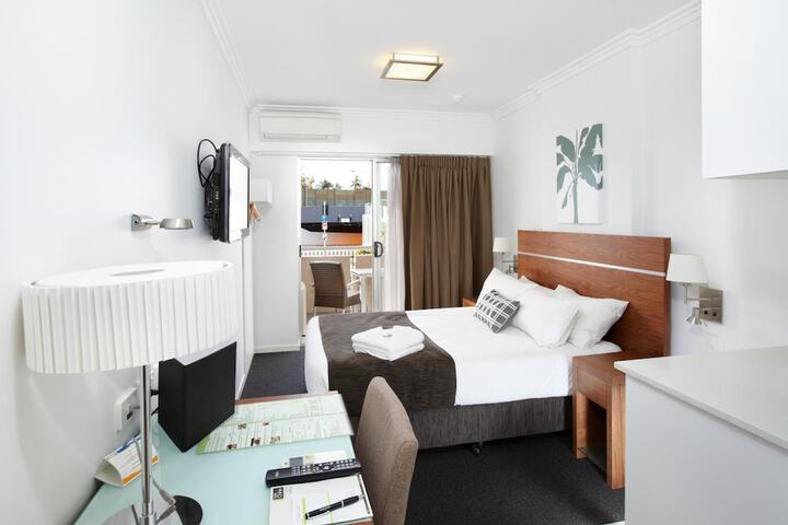 Room 15 of 35