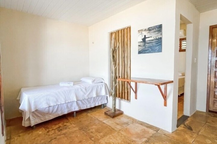 Room 2 of 7