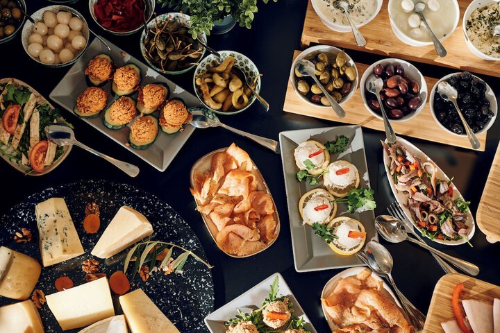 Dining 65 of 92