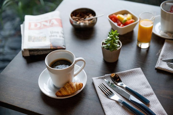 Breakfast/Coffee Service 31 of 59