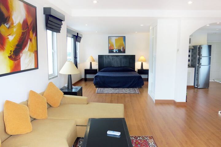 Room 20 of 28