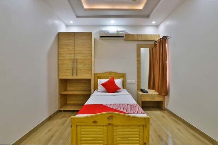 Room 7 of 57