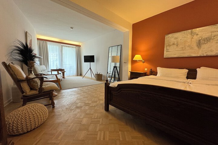 Room 43 of 128