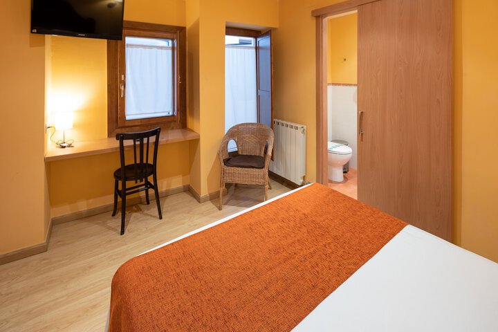 Room 22 of 40
