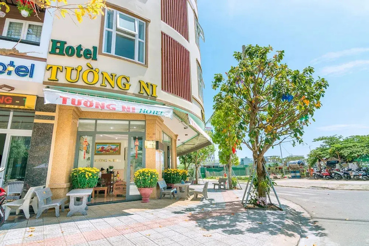 Tuong Ni Hotel