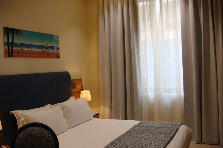 Room 3 of 13