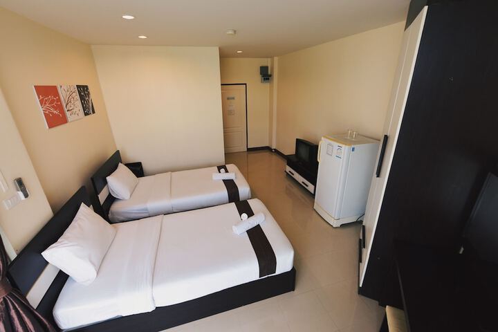 Room 18 of 78