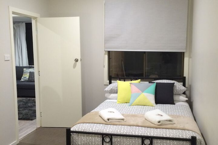Room 19 of 220