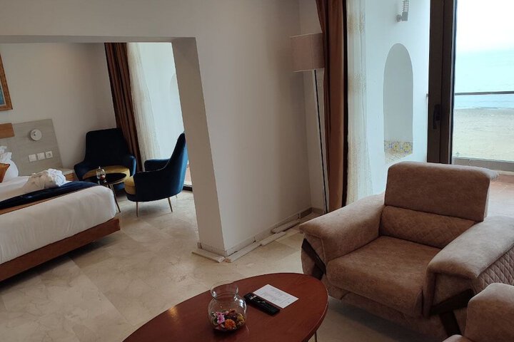 Room 5 of 41