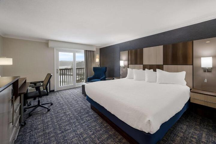 2 Double Beds (2 of 19)