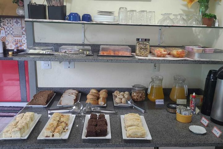 Breakfast/Coffee Service 25 of 43