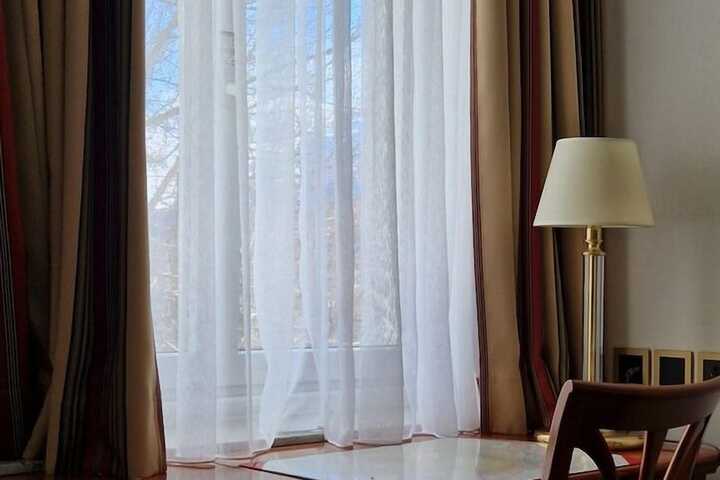 Room 28 of 90