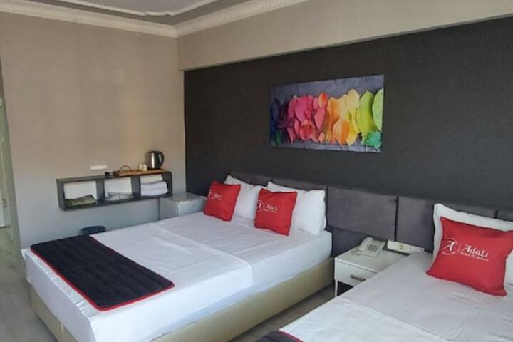 Room 16 of 53