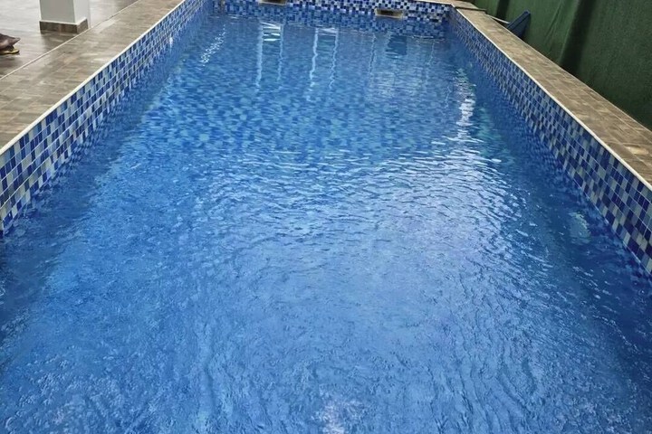 Pool 17 of 65