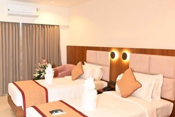 Room 3 of 68