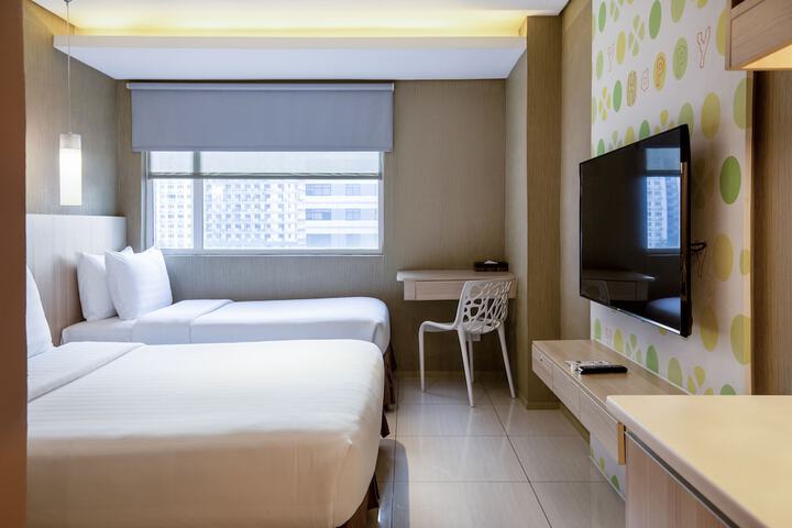 Room 15 of 42