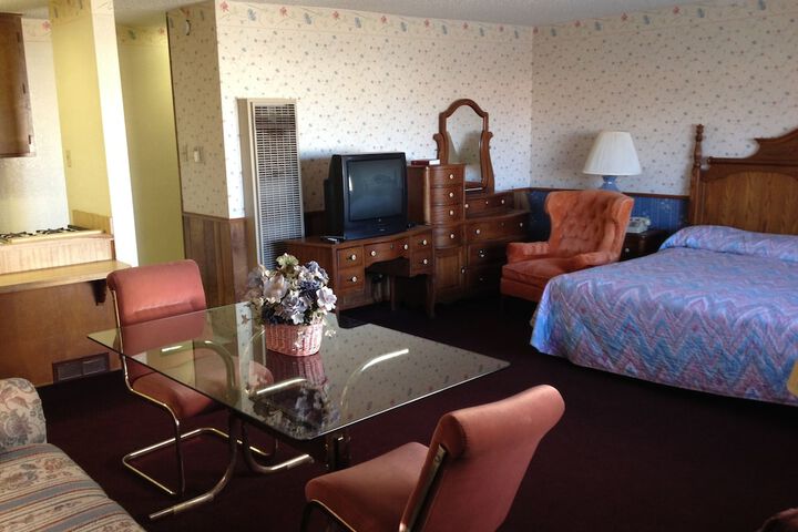 Room 3 of 21